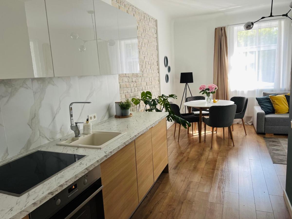 The Right Coast Apartment With Free Private Parking Riga Buitenkant foto
